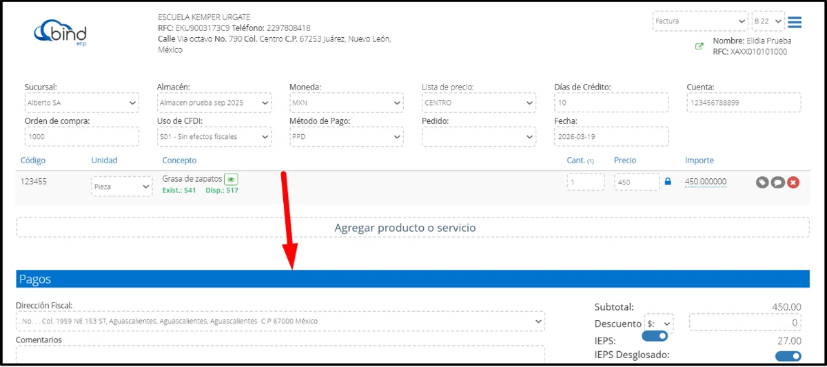 Captura de una factura en Bind ERP con sucursal, almacén, moneda, lista de precios, días de crédito, uso de CFDI, método de pago PPD y existencia disponible del producto